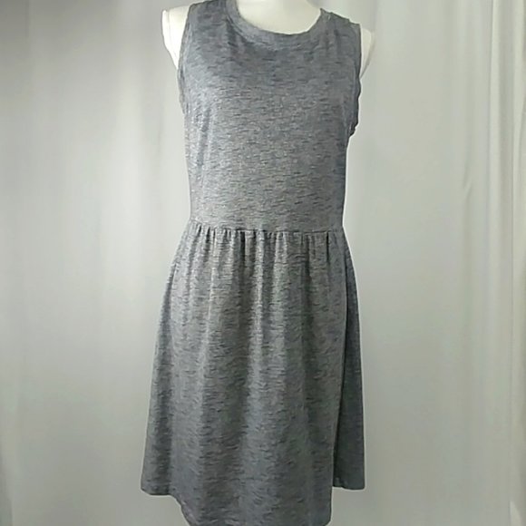 LOFT Dresses & Skirts - Ann Taylor Loft Dress with Shimmer Medium
